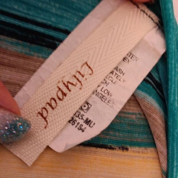 Lilypad Southwestern Print Blouse - Picture 4 of 5